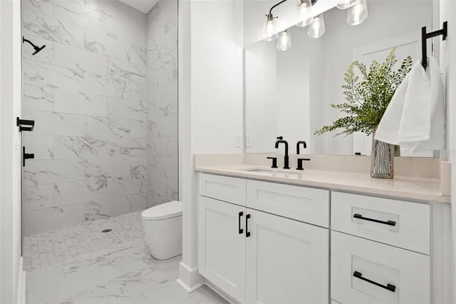 $3,999,950 | 597 Buttonwood Drive, Longboat Key, FL 34228