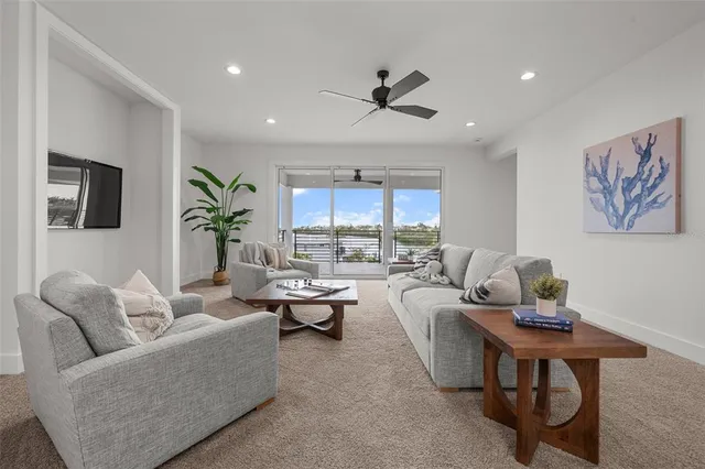 $3,999,950 | 597 Buttonwood Drive, Longboat Key, FL 34228