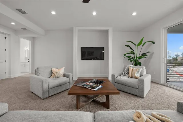 $3,999,950 | 597 Buttonwood Drive, Longboat Key, FL 34228