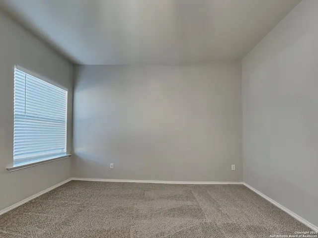 $1,449 | 125 Buttercup Bend, New Braunfels, TX 78130