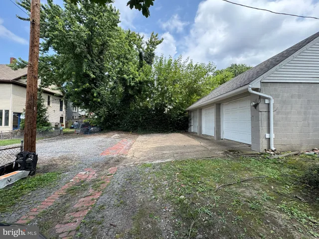 $155,000 | 118 Oak Street, Cumberland, MD 21502