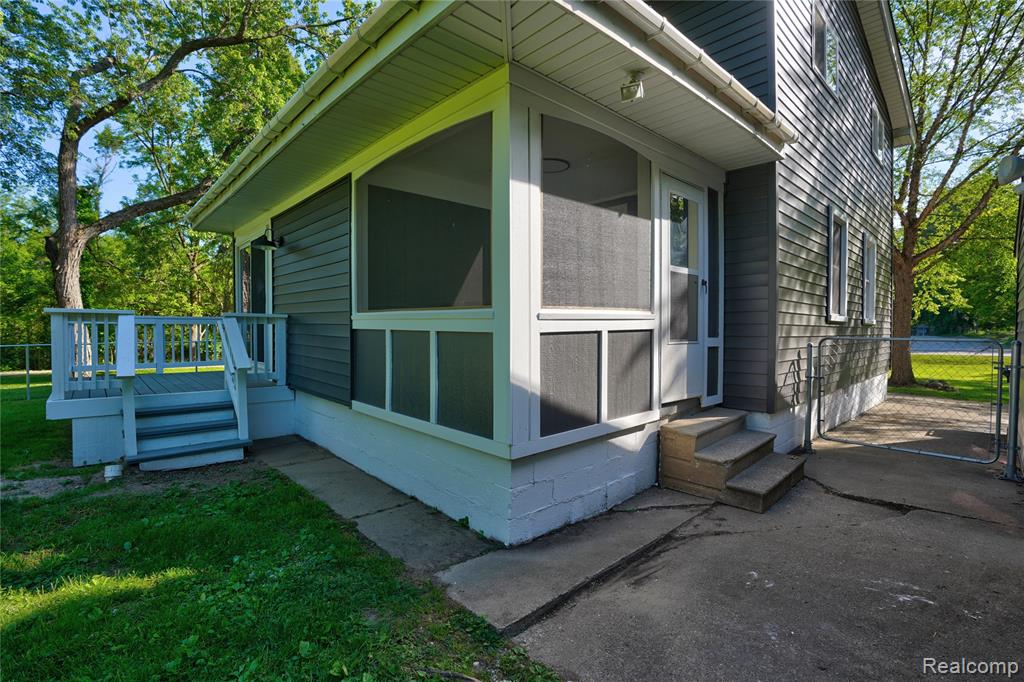 1460 West Silverbell Road Lake Orion, MI 48359 - Photo 16 of 69