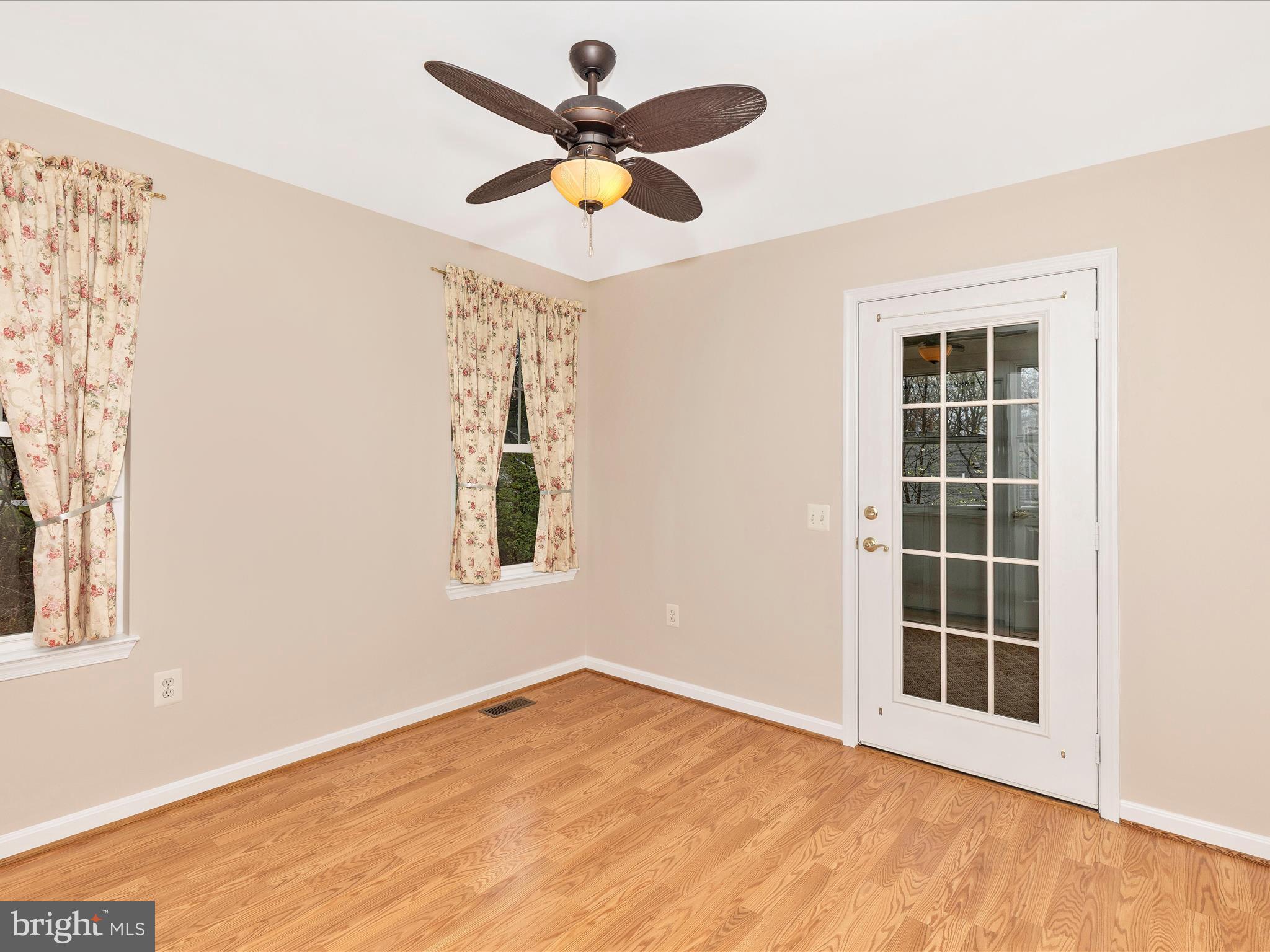 606 Merridale Boulevard Mount Airy, MD 21771 - Photo 20 of 51 Bedroom 2