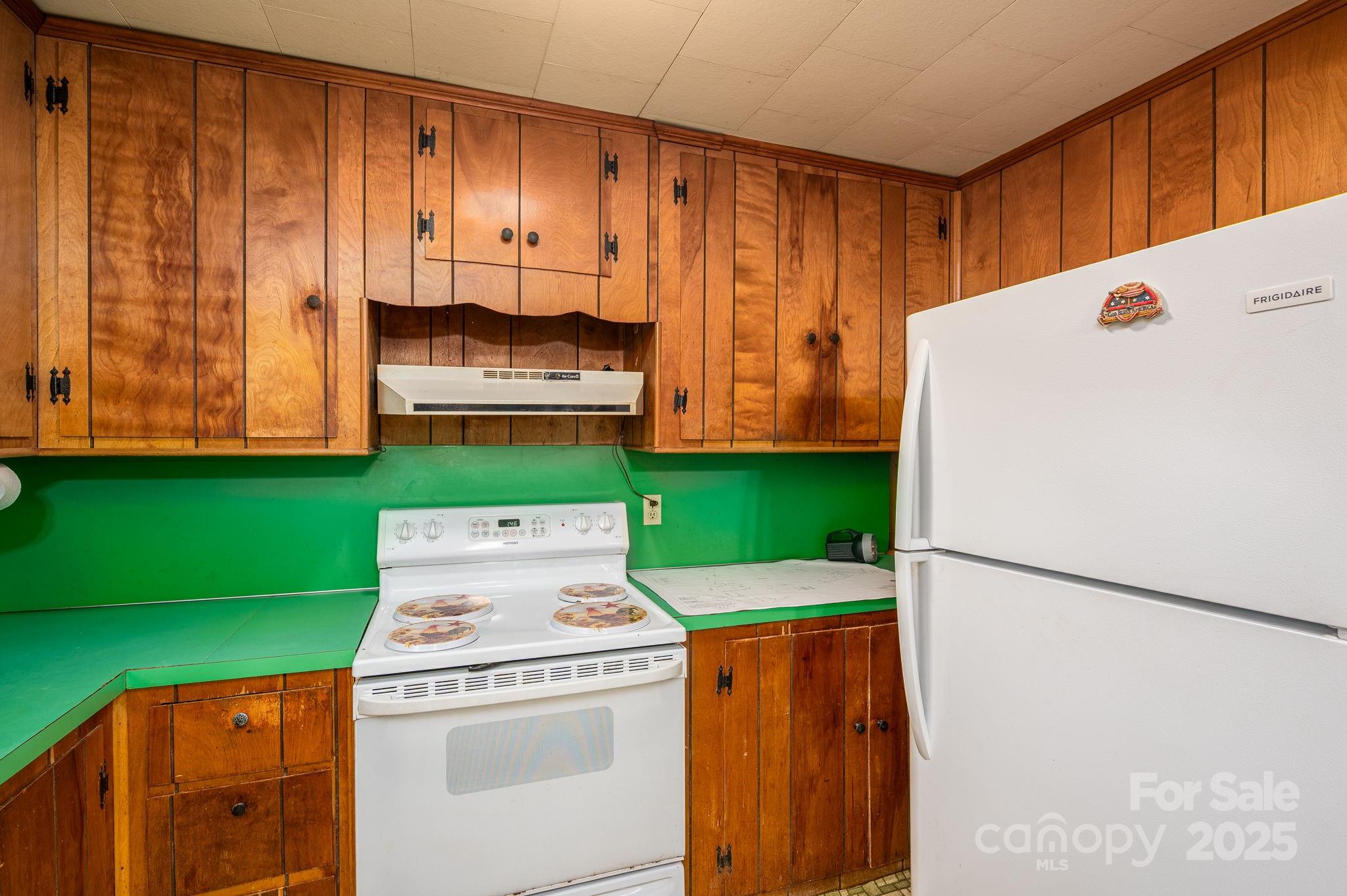 6331 Smith Road Vale, NC 28168 - Photo 12 of 33 a utility room with dryer and washer