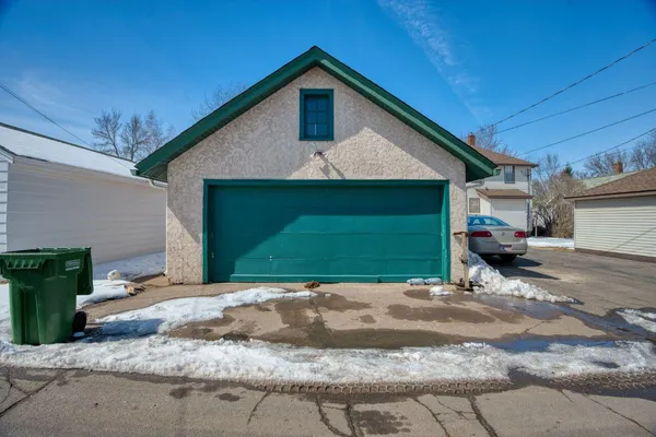 $154,000 | 1522 13th Avenue East, Hibbing, MN 55746