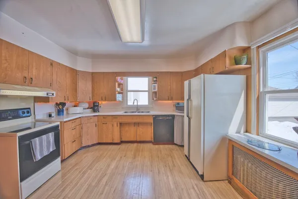 $154,000 | 1522 13th Avenue East, Hibbing, MN 55746