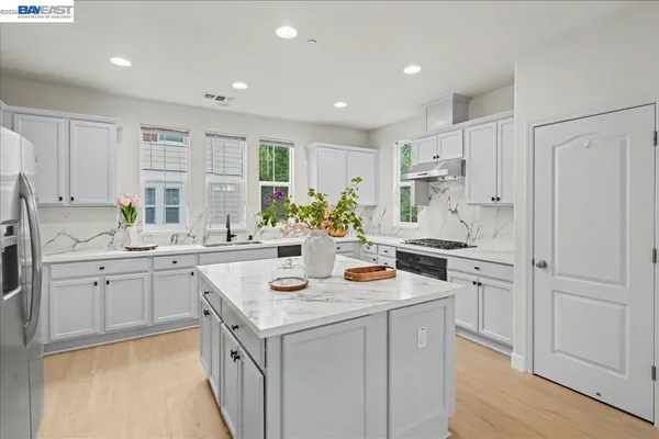 $1,080,000 | 6380 Monterey Way, Dublin, CA 94568