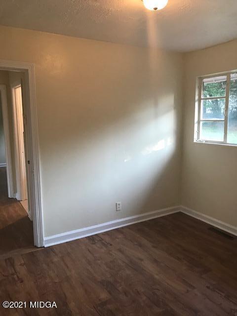 1472 Canterbury Road Macon, GA 31206 - Photo 3 of 10 BEDROOM 2
