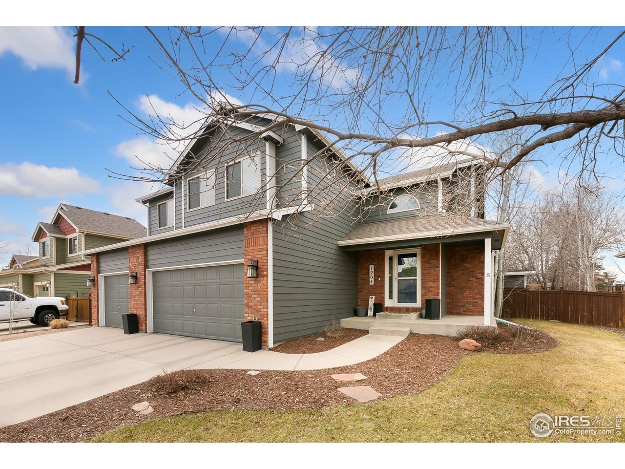 Front Exterior 3-Car Garage
