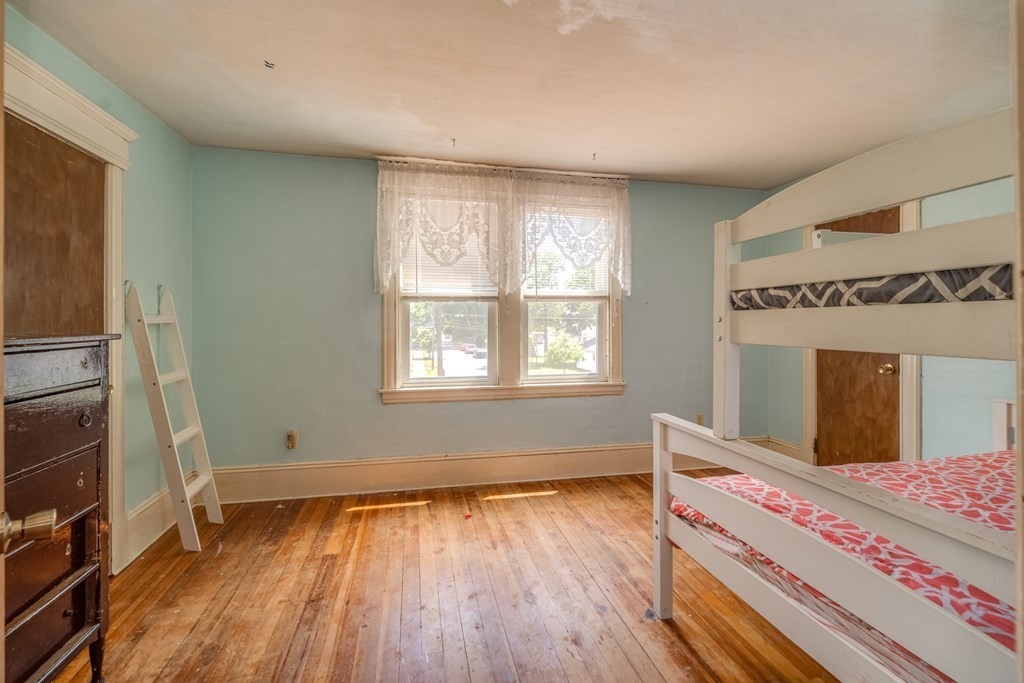 32 Bentley Street Springfield, MA 01108 - Photo 17 of 29 Gallery Image 17