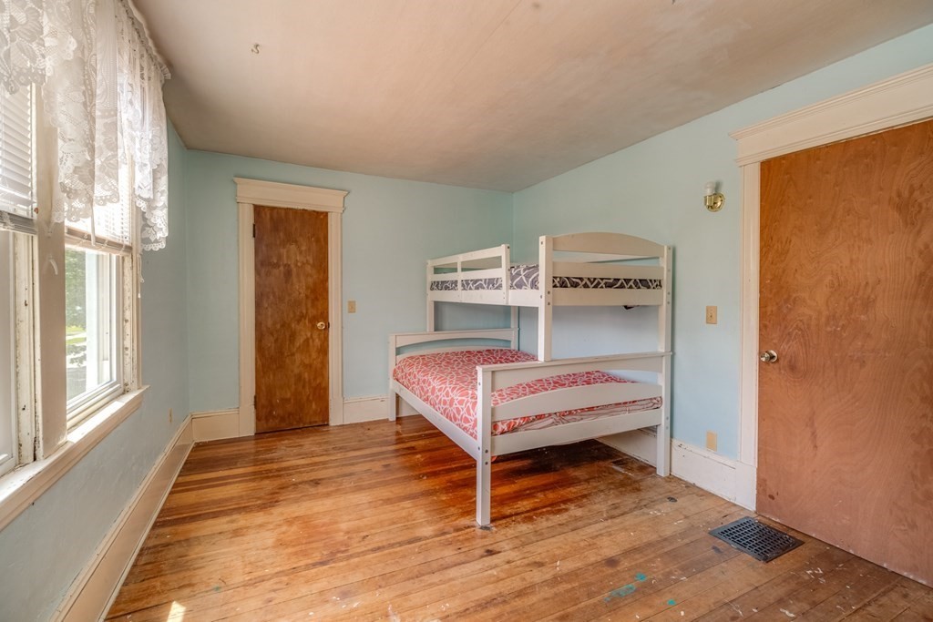 32 Bentley Street Springfield, MA 01108 - Photo 18 of 29 Gallery Image 18