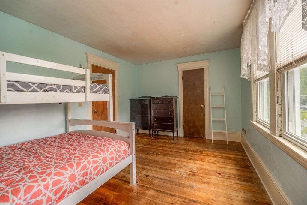 32 Bentley Street Springfield, MA 01108 - Photo 19 of 29 Gallery Image 19