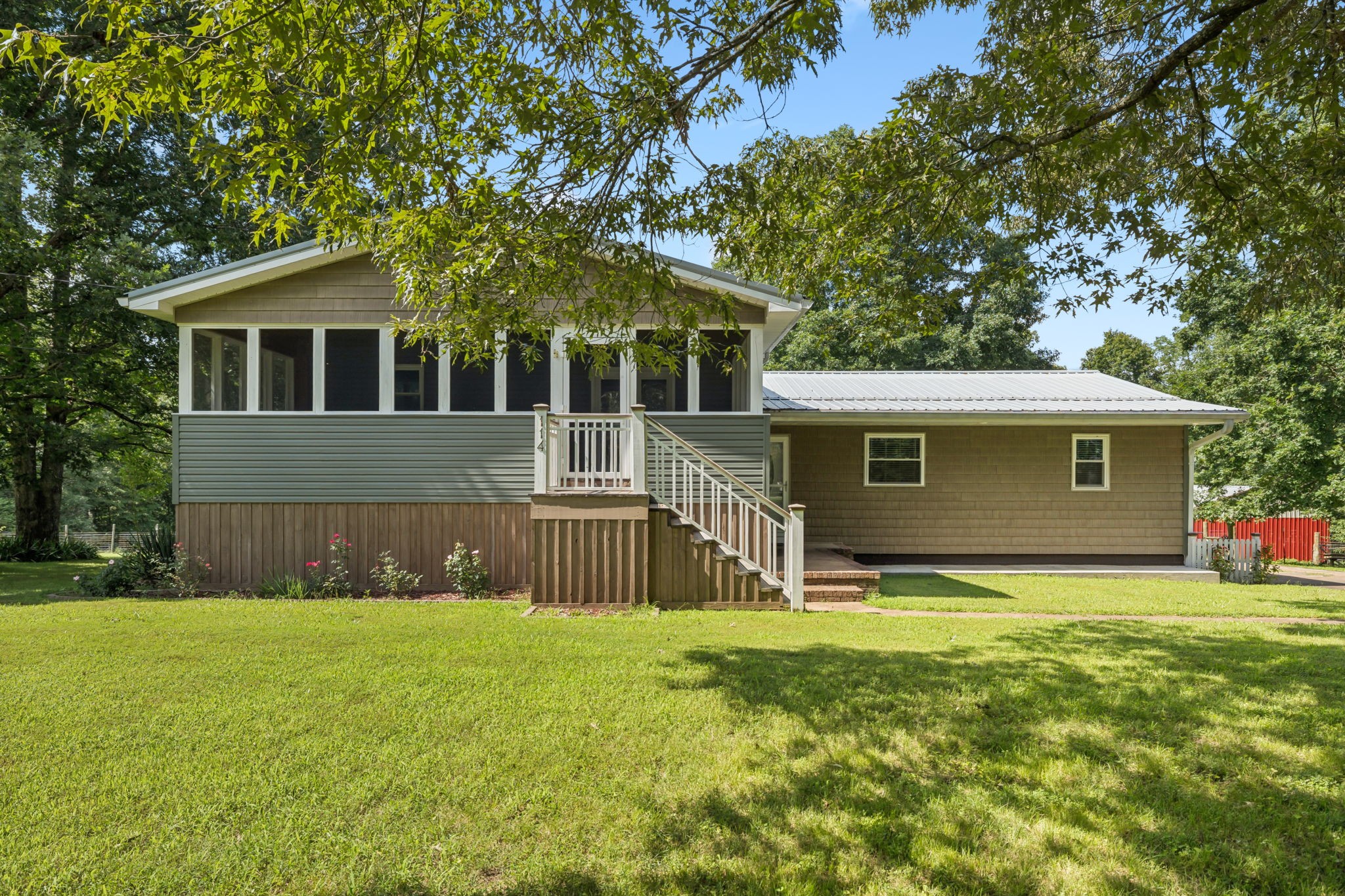 114 Cherry Point Road Hohenwald, TN 38462 - Photo 4 of 60 Gallery Image 4