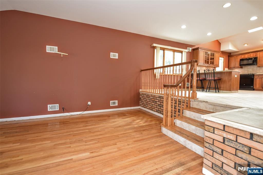 77 Herman Street Hackensack, NJ 07601 - Photo 11 of 40