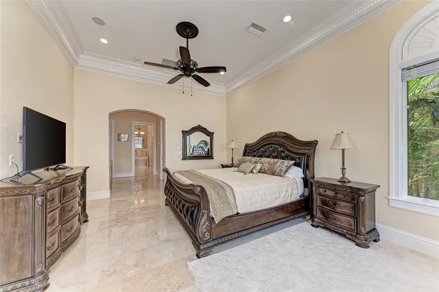 $37,500 | 14 North Washington Drive, Sarasota, FL 34236