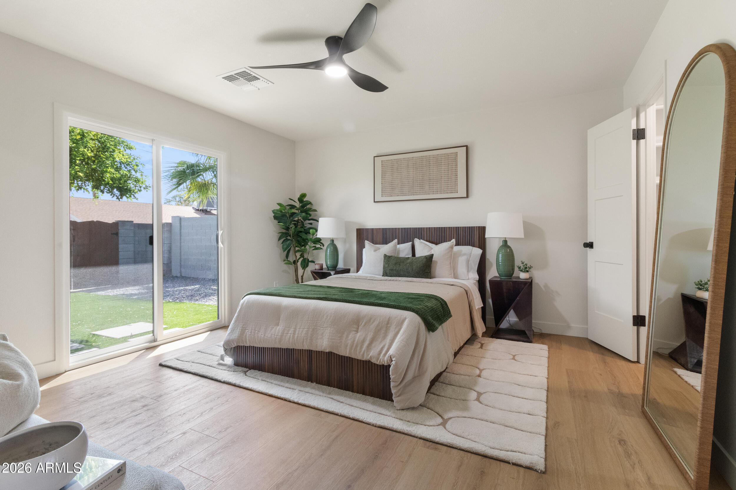 1637 West Griswold Road Phoenix, AZ 85021 - Photo 43 of 60 img_6027