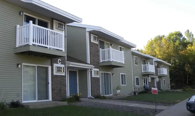 $791 | 903 Portage Street, Houghton, MI 49931