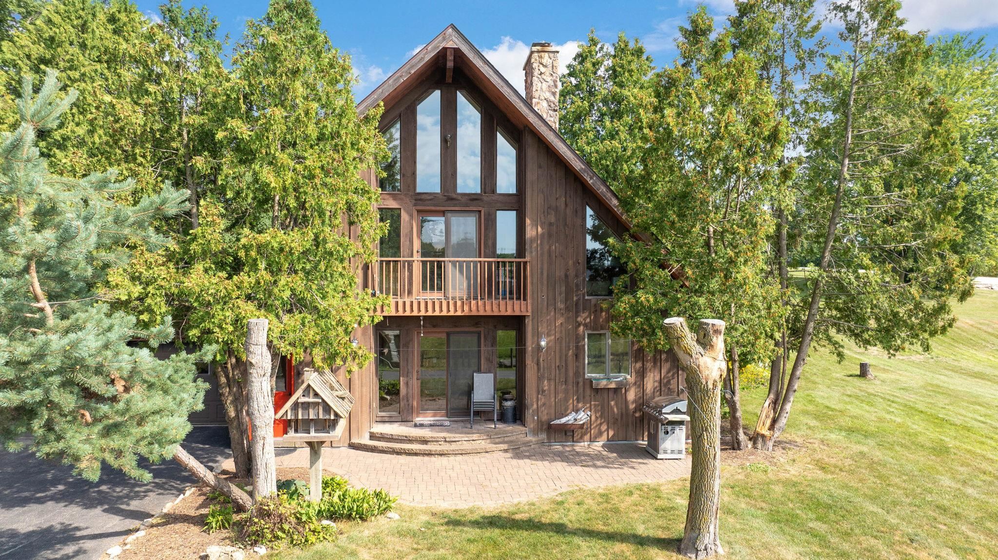 N2579 Hampel Road Appleton, WI 54913 - Photo 1 of 89 Gallery Image 1
