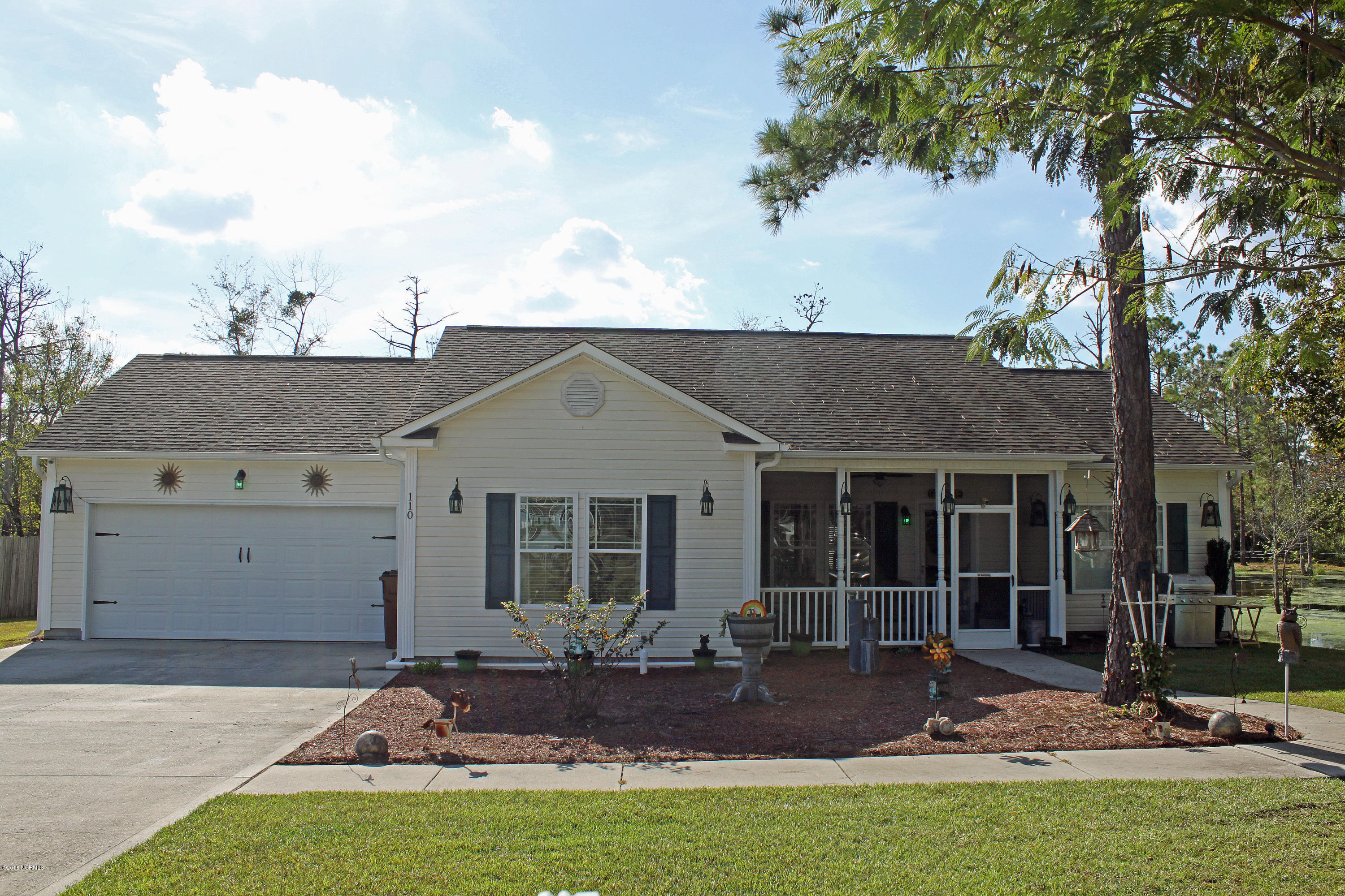 110 Boysenberry Fields Road Maple Hill, NC 28454 - Photo 1 of 18 IMG_1603