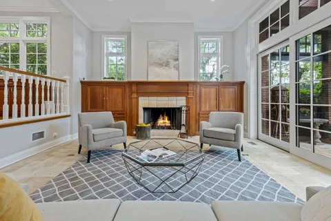 $2,499,999 | 1852 West Wellington Avenue, Chicago, IL 60657