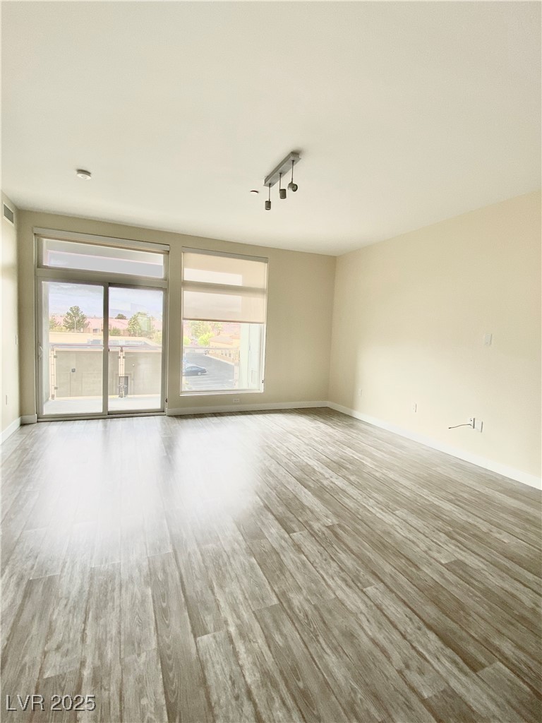 8925 West Flamingo Road, Unit 310 Las Vegas, NV 89147 - Photo 11 of 24