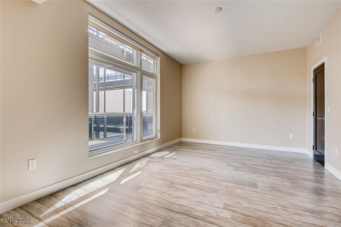 8925 West Flamingo Road, Unit 310 Las Vegas, NV 89147 - Photo 5 of 24