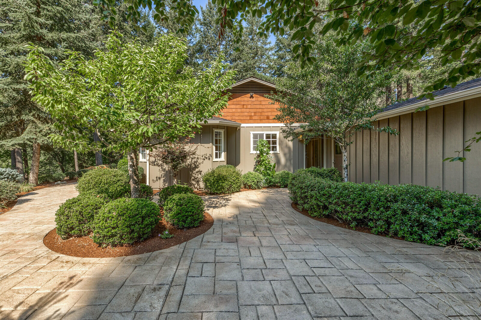 8769 North Applegate Road Grants Pass, OR 97527 - Photo 51 of 54 23_NA_23_mls