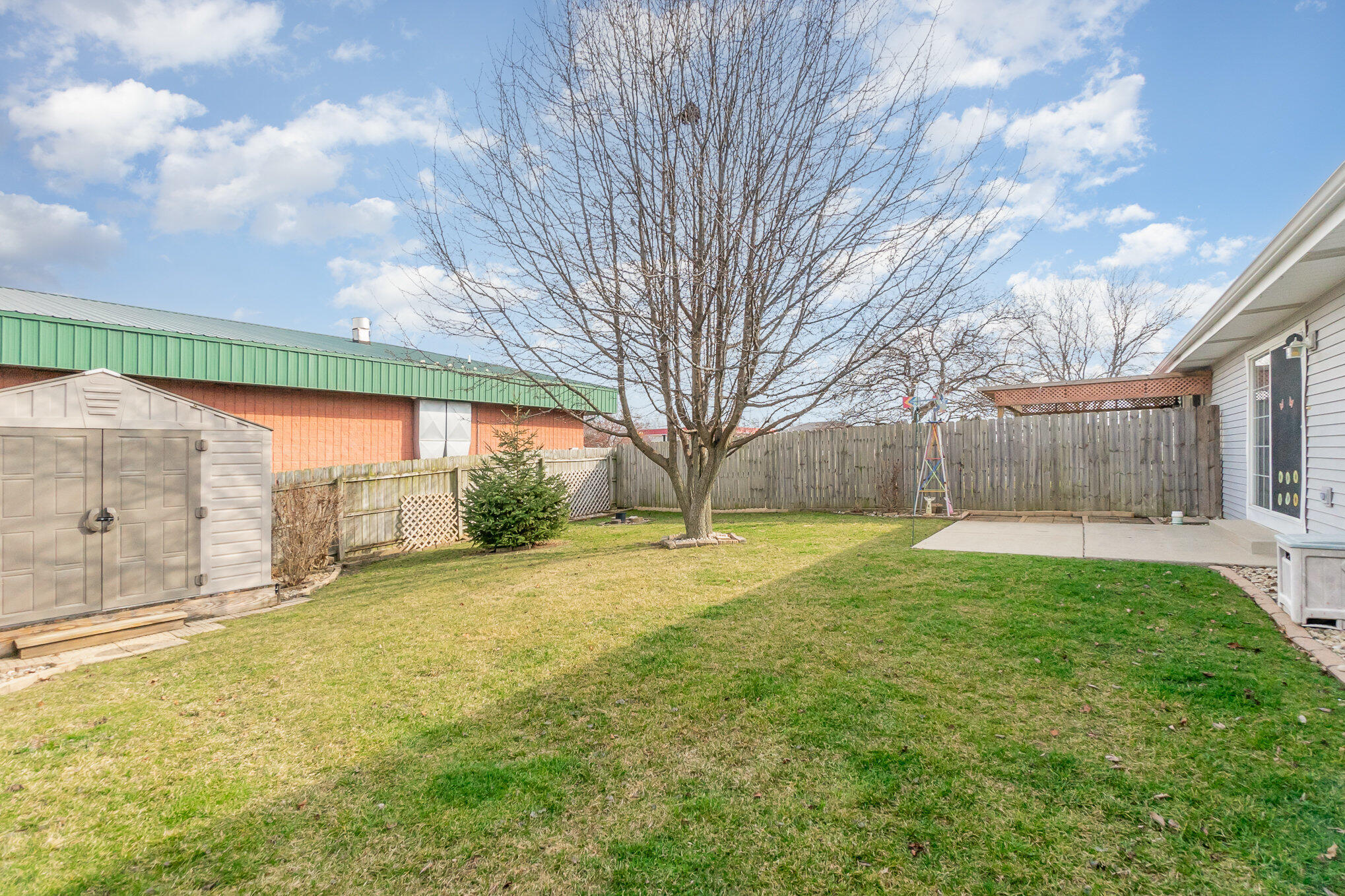 1443 Rokosz Lane Dyer, IN 46311 - Photo 15 of 17 2038x1358