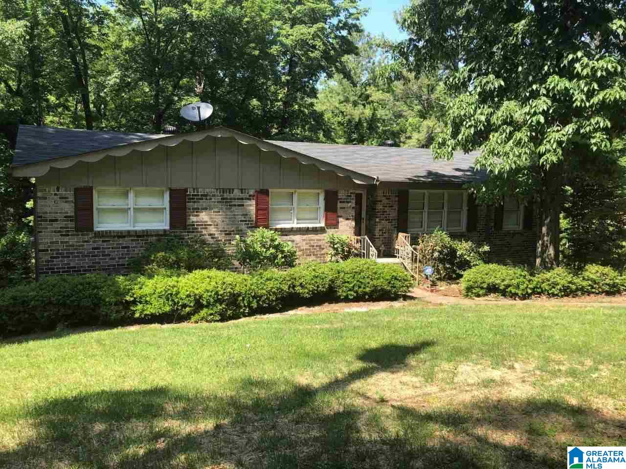 948 Martinwood Road Birmingham, AL 35235 - Photo 1 of 18