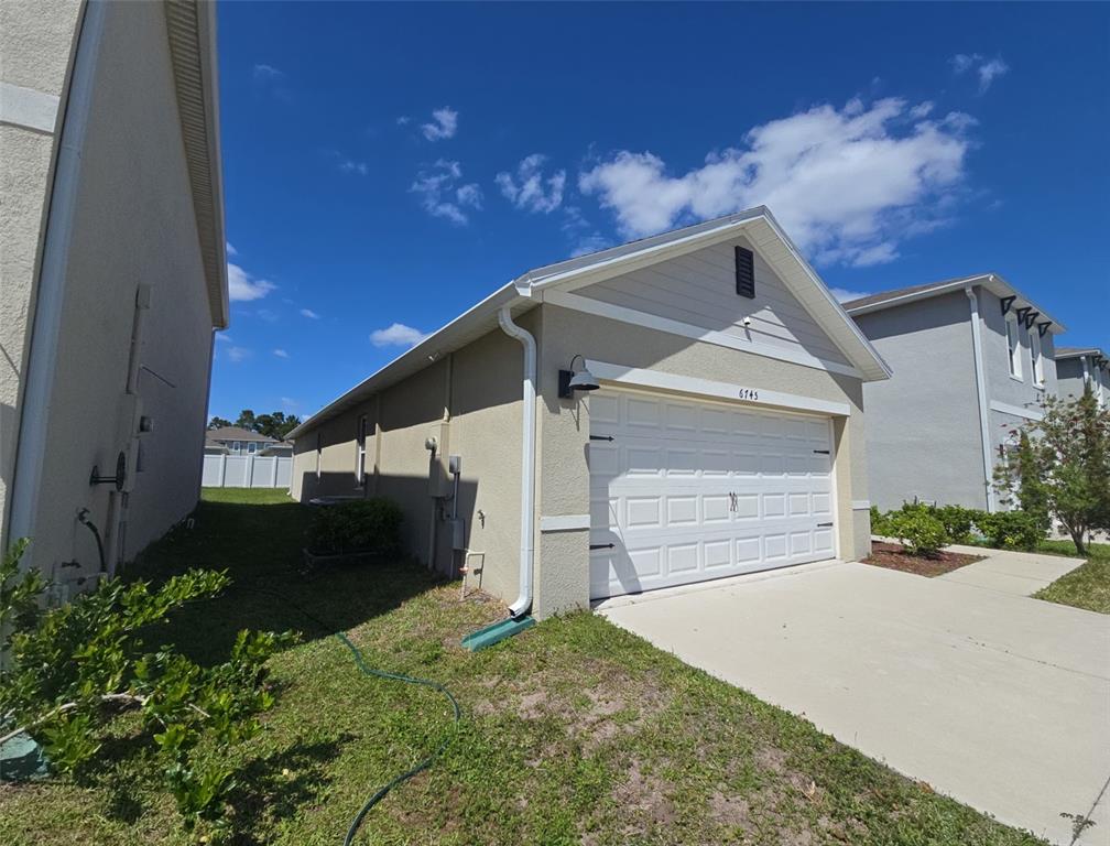 6745 Huntleigh Hammock Road St. Cloud, FL 34773 - Photo 2 of 19