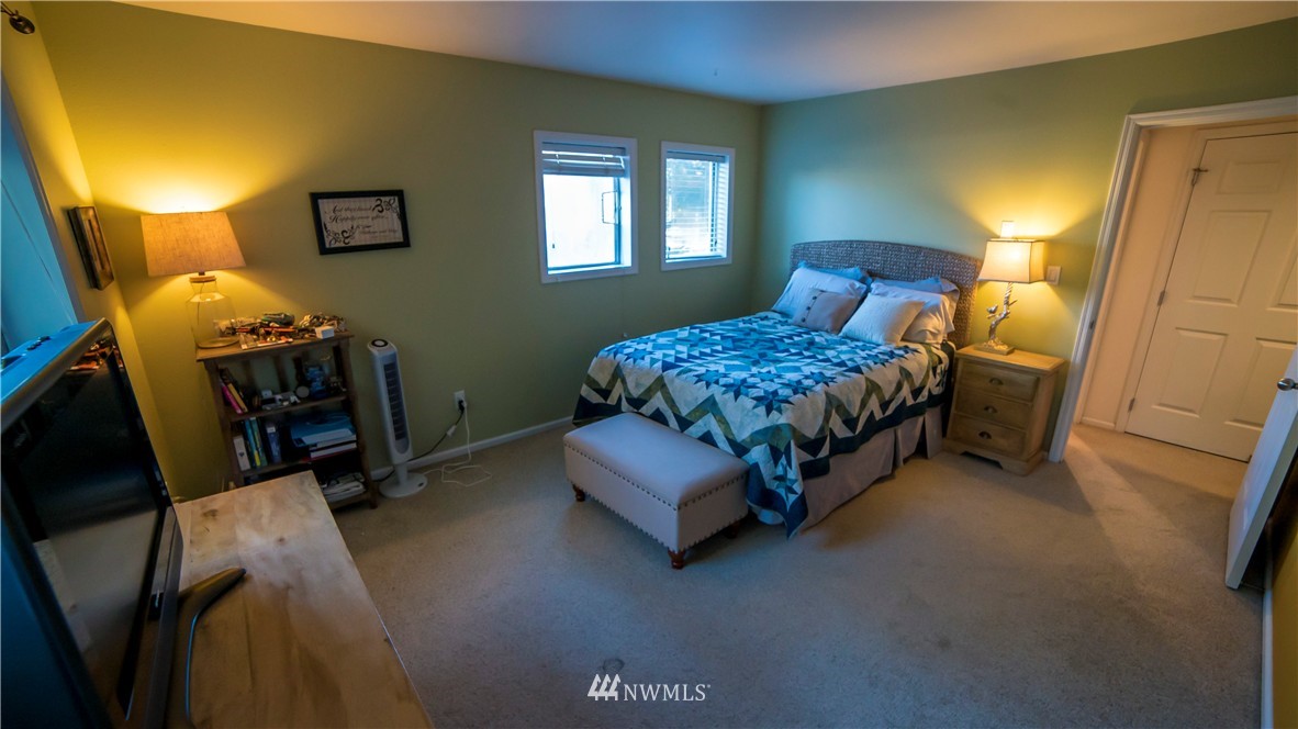 3406 West Government Way, Unit 7 Seattle, WA 98199 - Photo 11 of 16