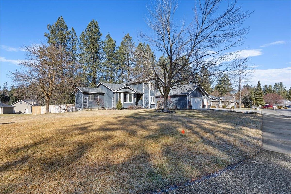 14613 North Lowe Road Mead, WA 99021 - Photo 3 of 34