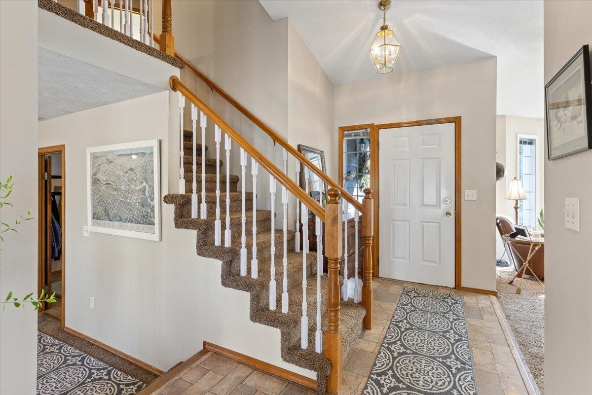 14613 North Lowe Road Mead, WA 99021 - Photo 6 of 34