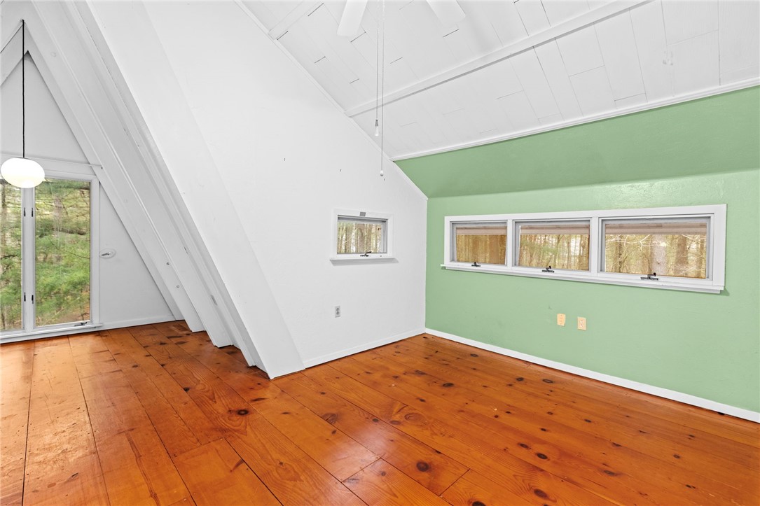 535 Log Road Smithfield, RI 02917 - Photo 24 of 48