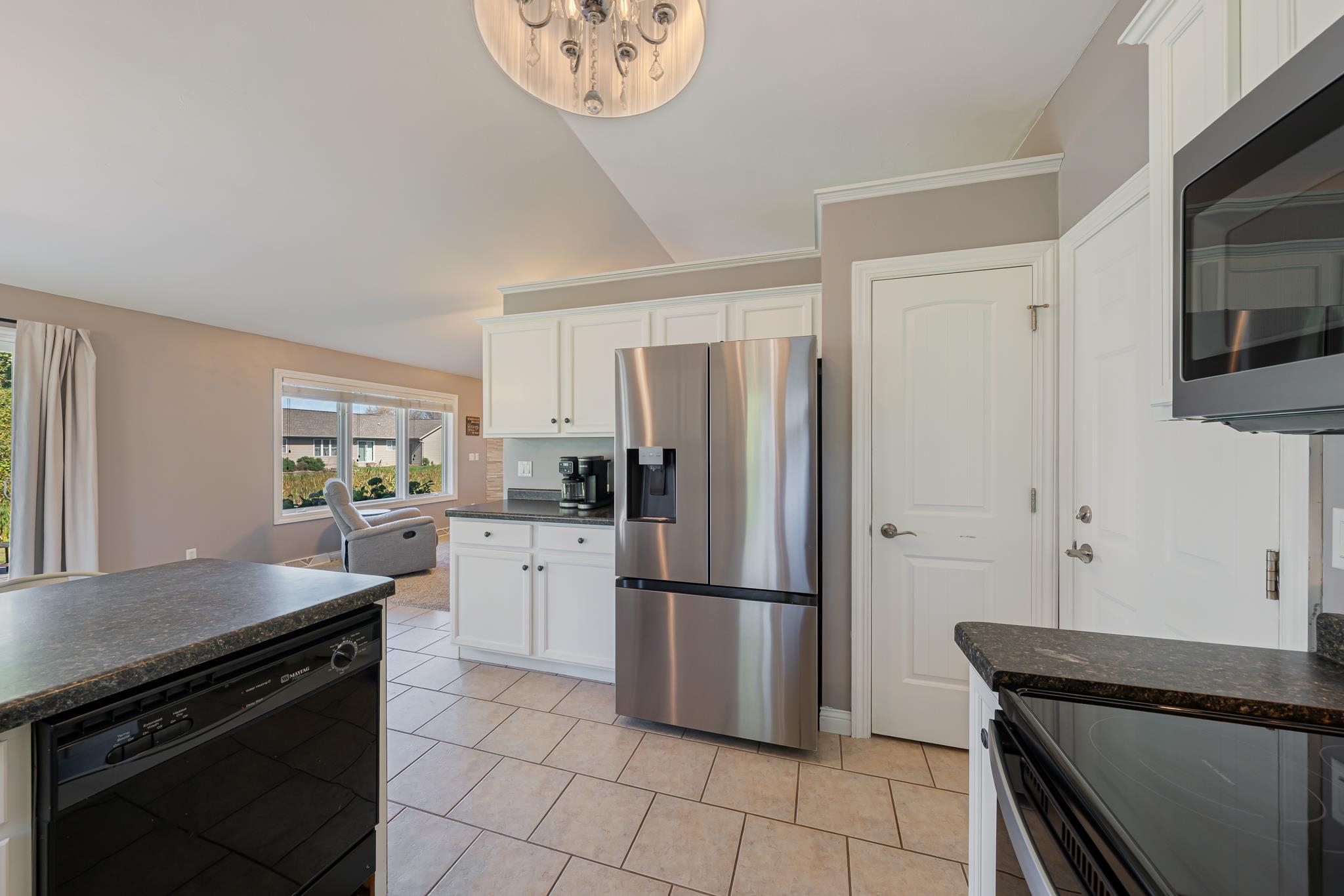 W2246 Raspberry Lane Appleton, WI 54913 - Photo 15 of 40 Gallery Image 15