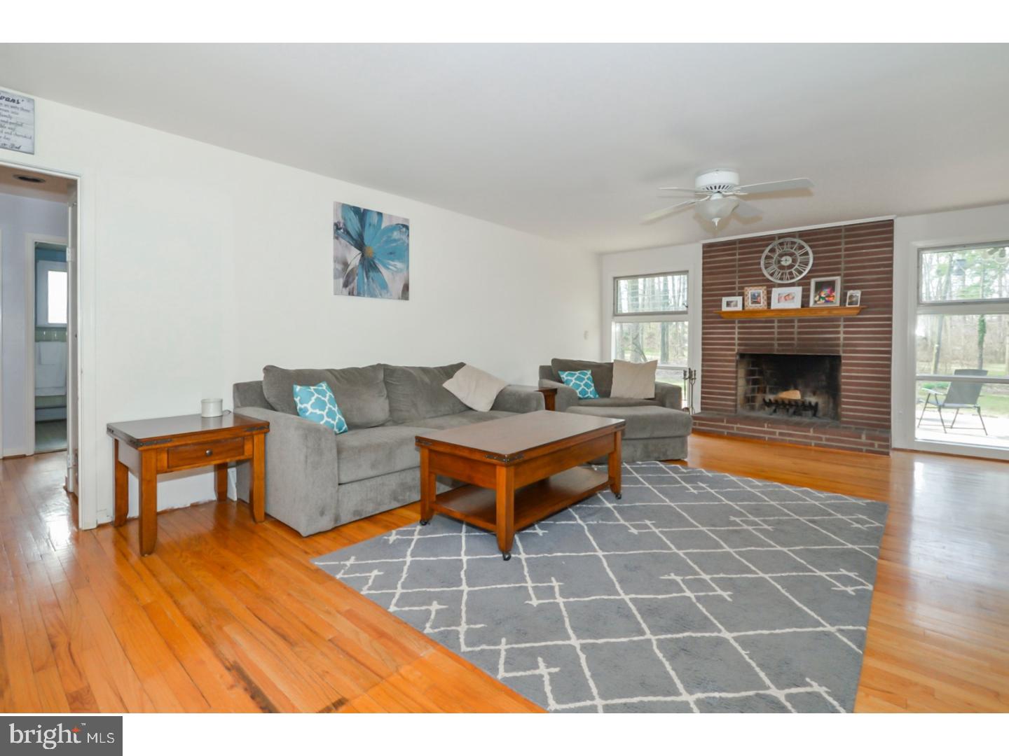 1222 Vilsmeier Road Lansdale, PA 19446 - Photo 3 of 24 Living Room