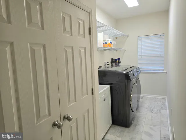 $950,000 | 5203 Ashleigh Glen Court, Glenn Dale, MD 20769