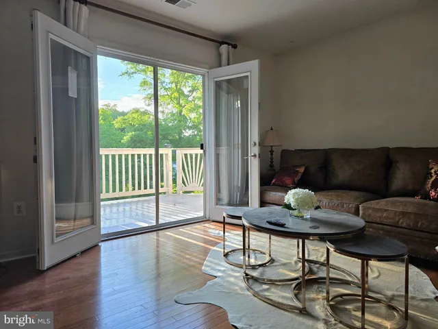 $950,000 | 5203 Ashleigh Glen Court, Glenn Dale, MD 20769