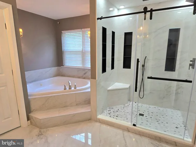 $950,000 | 5203 Ashleigh Glen Court, Glenn Dale, MD 20769