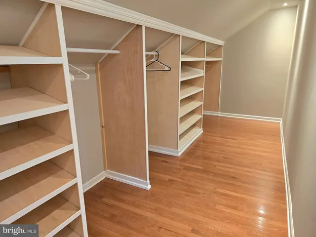 $950,000 | 5203 Ashleigh Glen Court, Glenn Dale, MD 20769