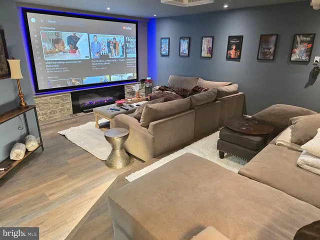 $950,000 | 5203 Ashleigh Glen Court, Glenn Dale, MD 20769