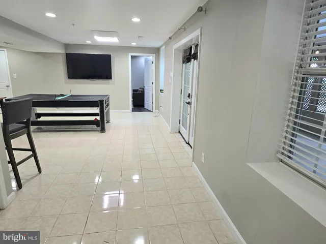 $950,000 | 5203 Ashleigh Glen Court, Glenn Dale, MD 20769