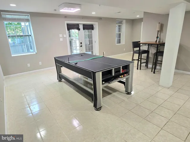 $950,000 | 5203 Ashleigh Glen Court, Glenn Dale, MD 20769