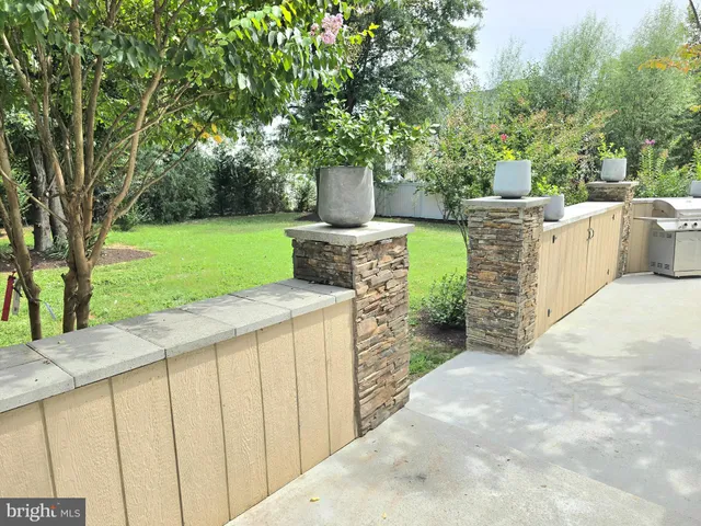 $950,000 | 5203 Ashleigh Glen Court, Glenn Dale, MD 20769