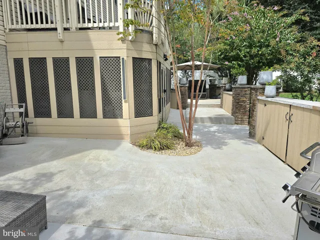 $950,000 | 5203 Ashleigh Glen Court, Glenn Dale, MD 20769