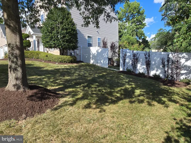 $950,000 | 5203 Ashleigh Glen Court, Glenn Dale, MD 20769
