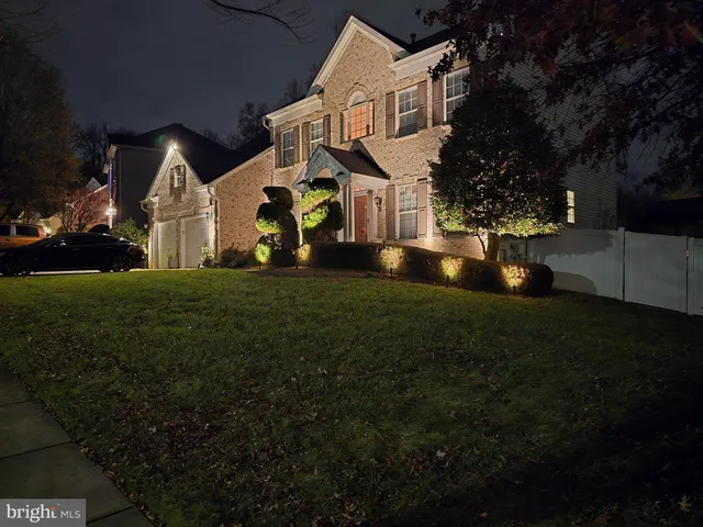 $950,000 | 5203 Ashleigh Glen Court, Glenn Dale, MD 20769