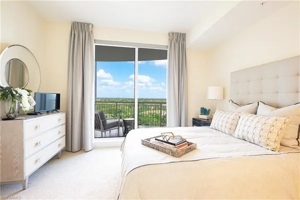 $1,900,000 | 4971 Bonita Bay Boulevard, Unit 905, Bonita Springs, FL 34134
