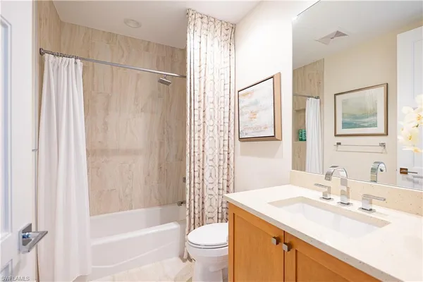 $1,900,000 | 4971 Bonita Bay Boulevard, Unit 905, Bonita Springs, FL 34134