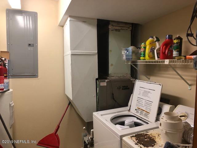 5863 White Sands Road Keystone Heights, FL 32656 - Photo 8 of 34 Laundry room first floor